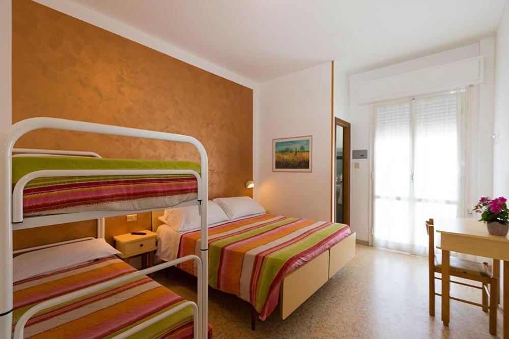 Hotel Cosmos Rimini Exteriér fotografie