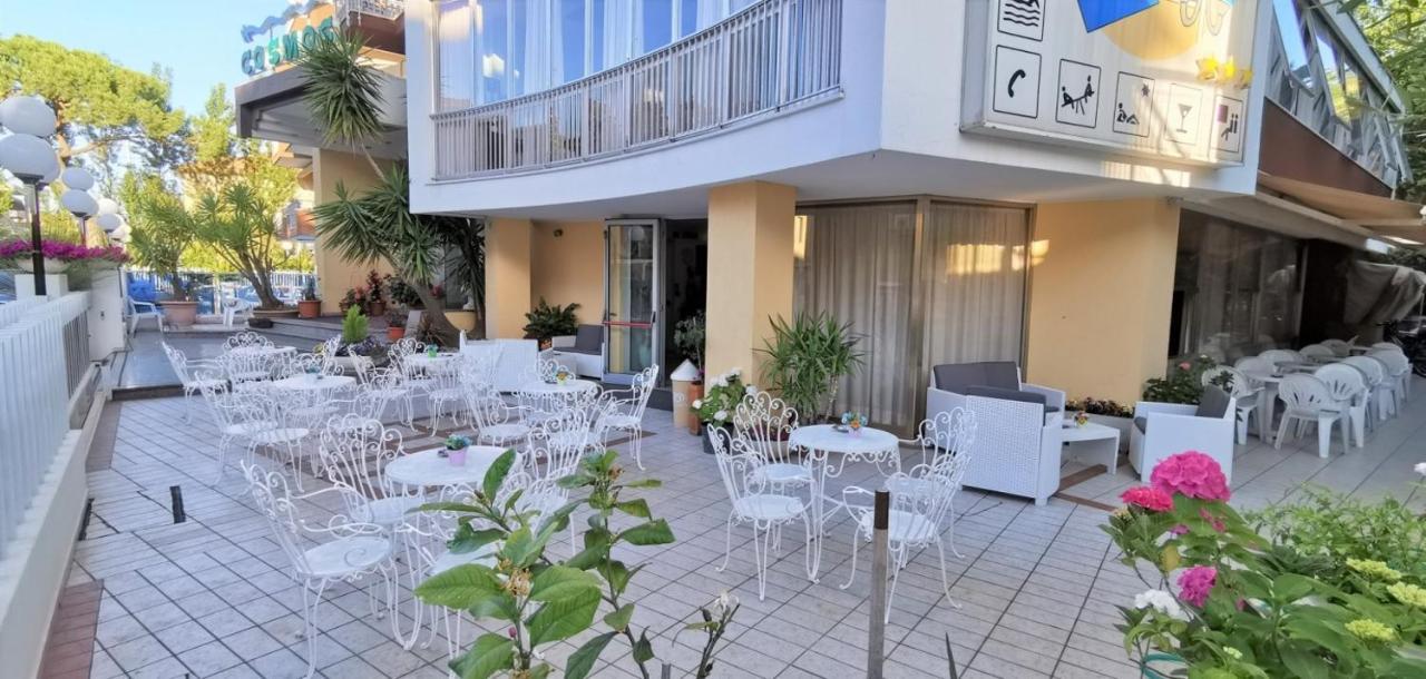Hotel Cosmos Rimini Exteriér fotografie